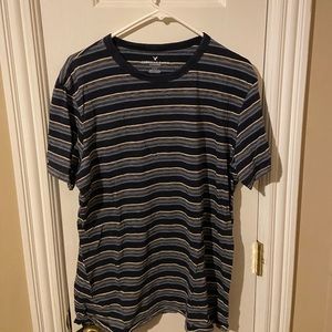 American Eagle blue striped t shirt